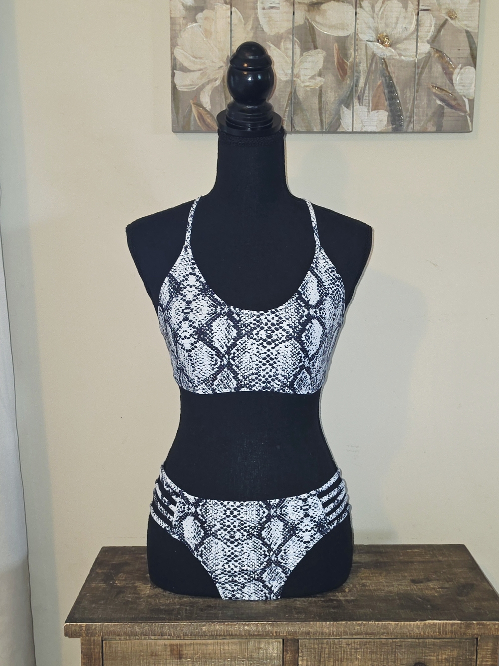 NWT Black & White Snake Print XL  Bikini Set - Women Swim